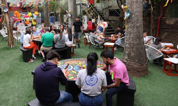 Llegó la Primavera y se recibió con alegría en la Fábrica y Casa Central